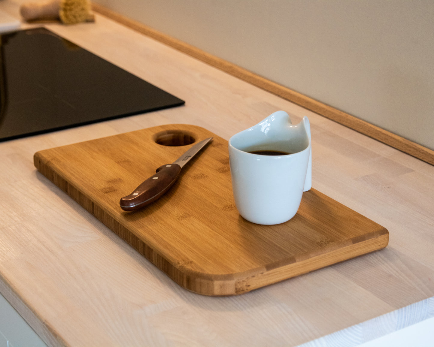 Skære- og serveringsbræt - "Model Bambus"