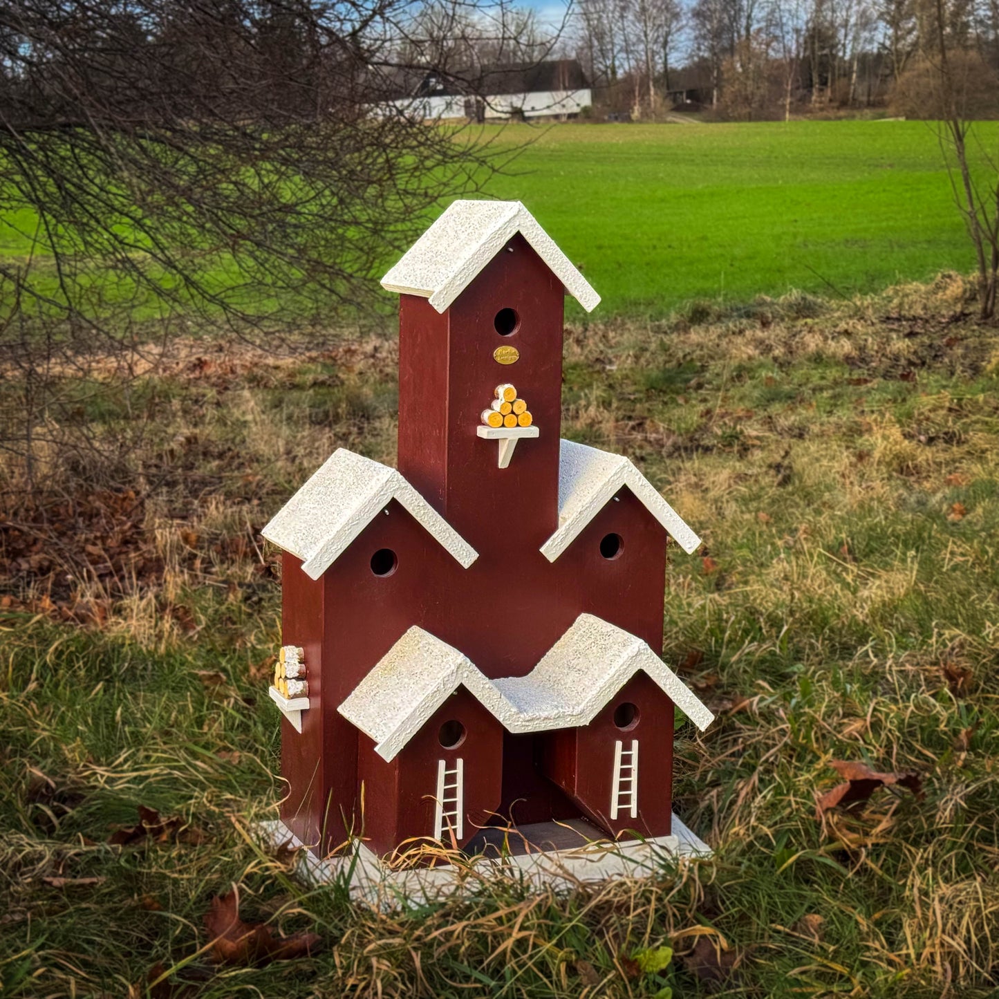 Fuglehotel til Spurve - “Julehotel”